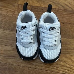 Nike Kids White and Black Sneakers